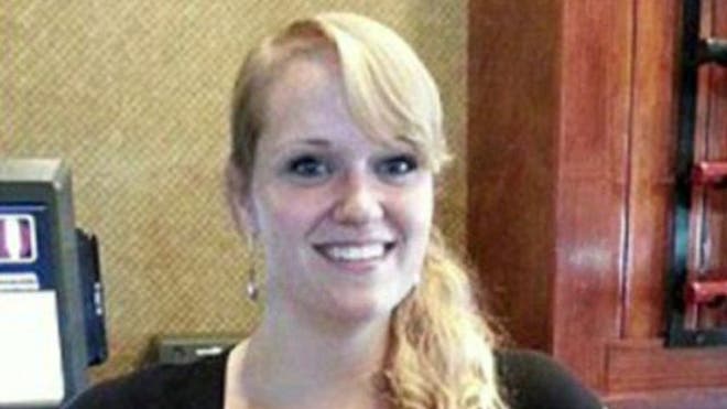 A New Hampshire waitress picked up the tab for two service members who she overheard say were furloughed due to the government slimdown.