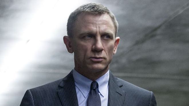 110912_ent_bond_640.jpg