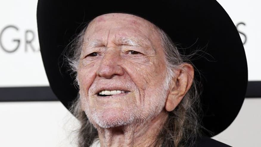 Parents credit Willie Nelson with saving their 4-year-old daughter's life