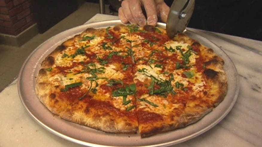 041012_foodie_pizza2_640.jpg
