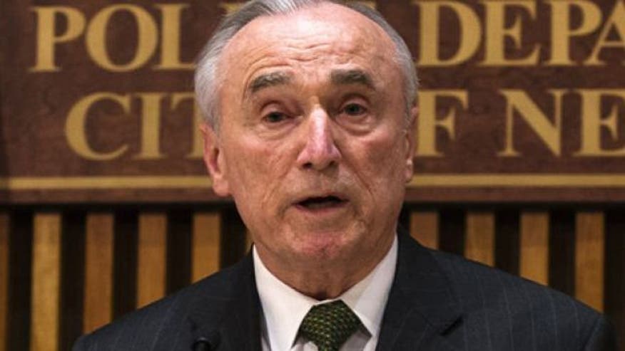 NYPD's Bratton offers apology to James Blake, says race played no role in arrest - VIDEO: Bratton anxious to talk to James Blake, offer apology