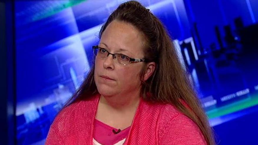 Kentucky clerk Kim Davis defends refusal to issue marriage licenses - VIDEO: Kim Davis discusses her faith - VIDEO: Couple calls license refusal 'humiliating'