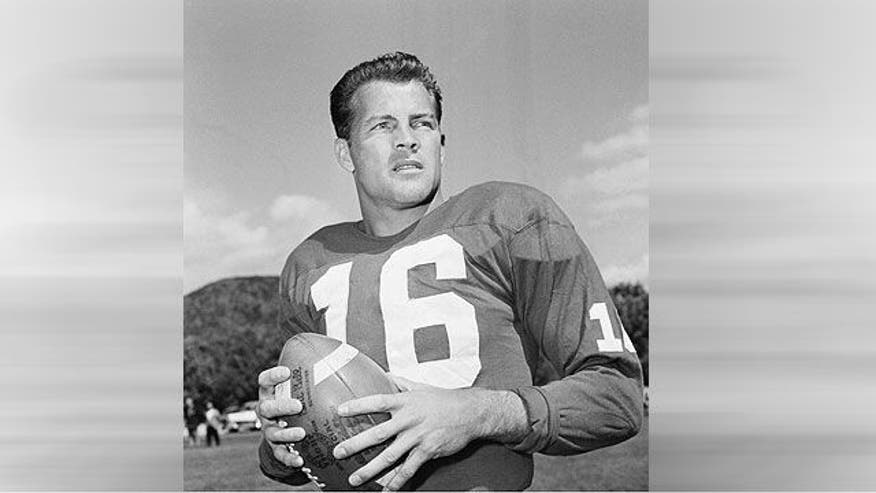 FORMER NFL STAR DIES Hall of Famer Frank Gifford dead at 84, family says