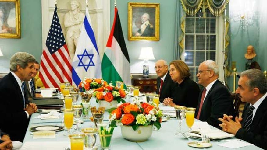 Israeli, Palestinian Negotiators Set Goal Of Peace Deal In 9 Months ...