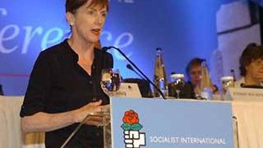 Carol Browner, who was a member of Socialist International until last summer, is President-elect Obama's choice for climate czarina (SocialistInternational.org)