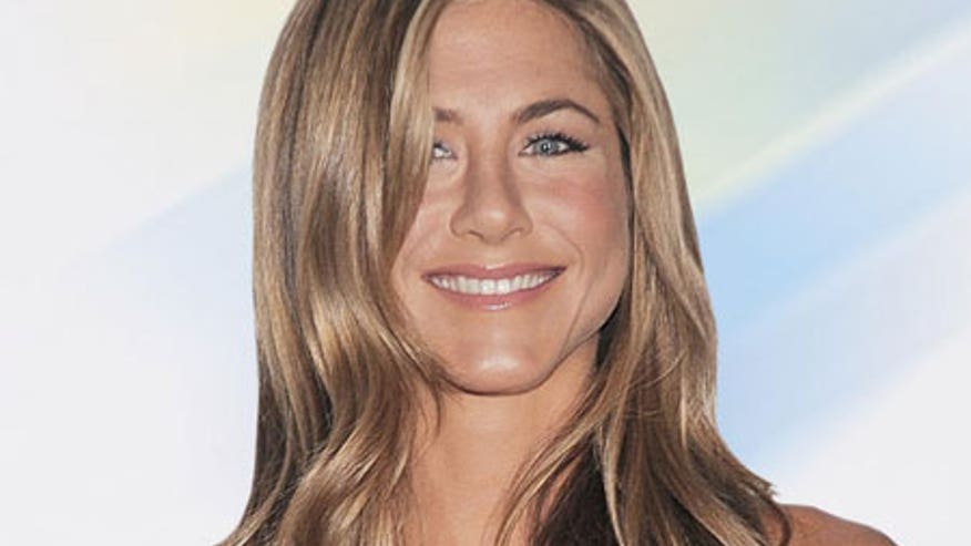 0_21_aniston_450