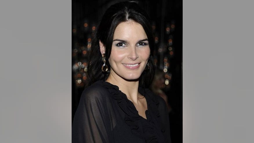 0_23_Harmon_Angie