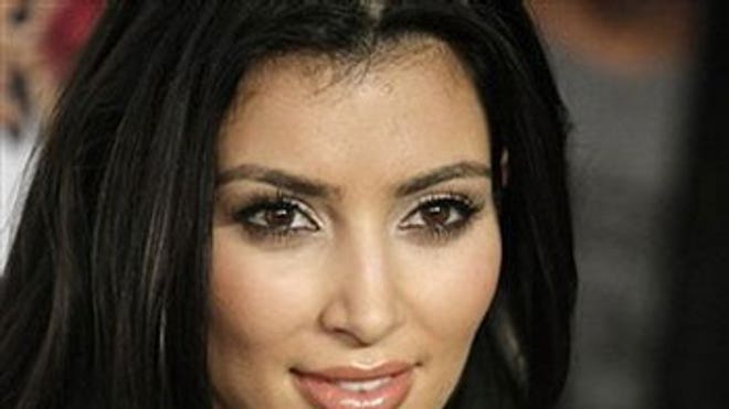 3_22_Kardashian_Kim1
