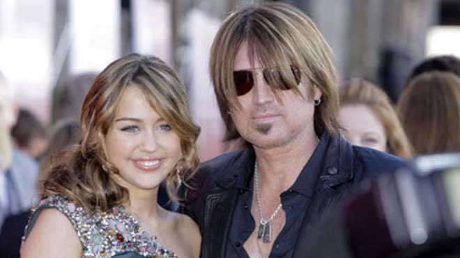0_21_Miley_ACM