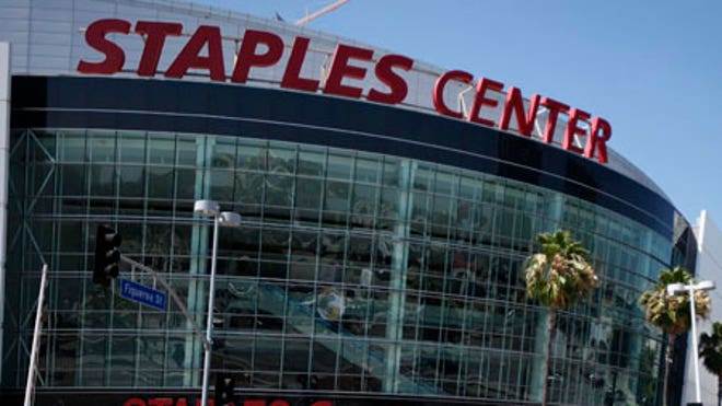 0_21_staples450