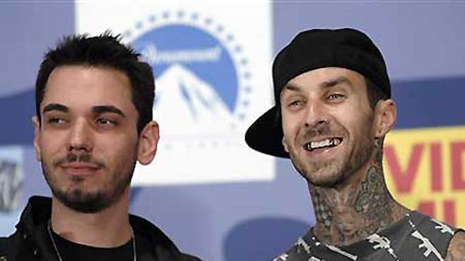 8_21_travisbarker_djam