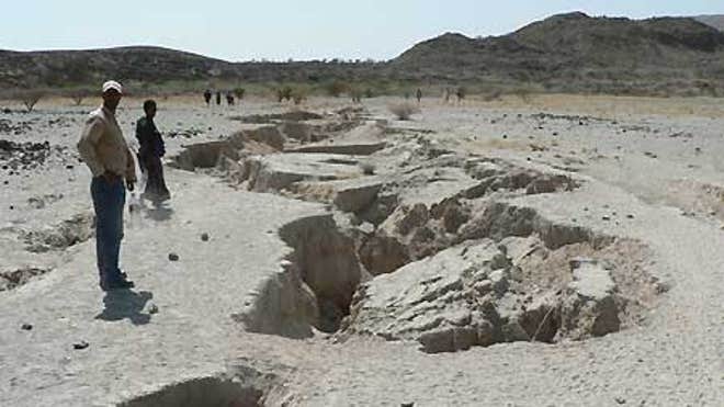 2_23_Earthquake_rift3