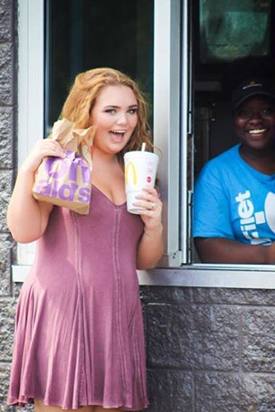 Student's hilarious photoshoot