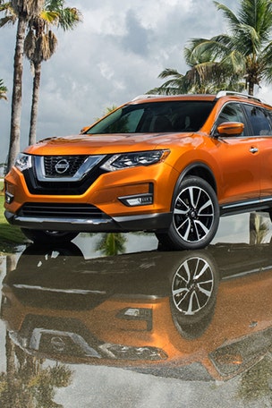 Semi-autonomous Nissan debuts