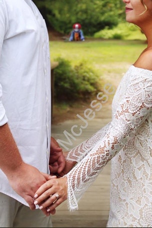 Creepy engagement shoot goes viral