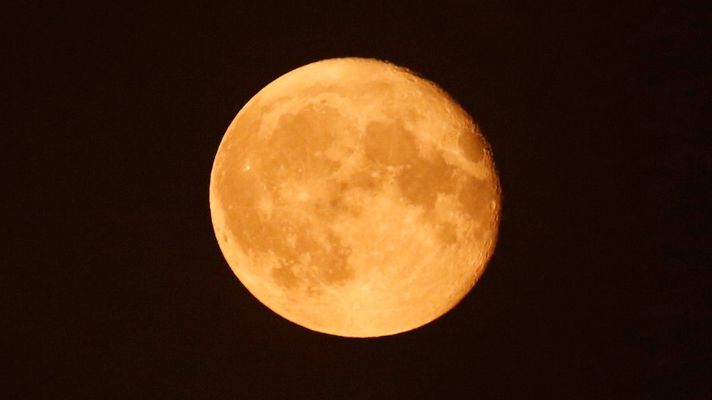 North America prepares to observe ultra-rare Super Blue Blood Moon