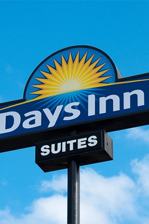 Days Inn responds to Kimmel's Oscars joke