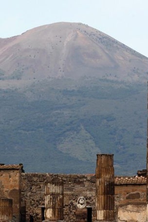 'Extraordinary find' made at Pompeii