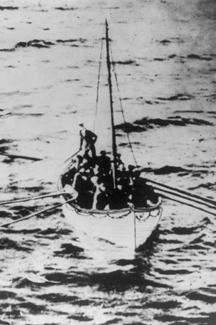 Rare Titanic rescue letters surface