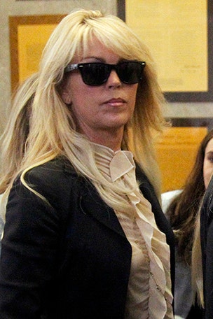 Dina Lohan loses Lindsay's childhood home