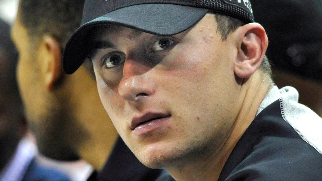 Troubled quarterback Manziel hospitalized after prescription pill scare