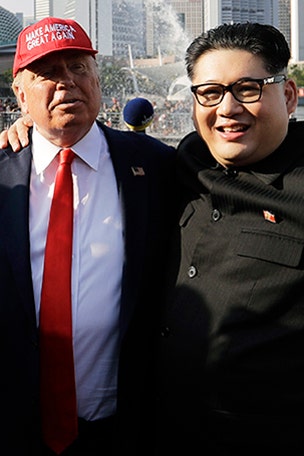 'Trump' and 'Kim' meet in Singapore