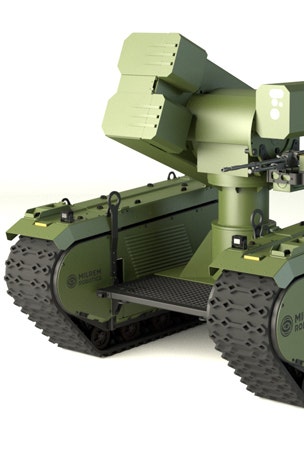 Amazing tank-killing robot