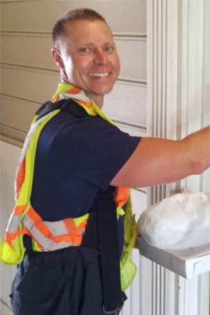 Firefighters makes surprise delivery