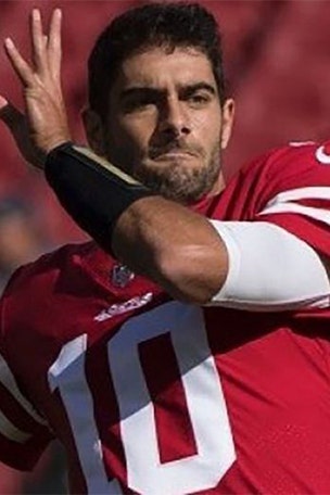 NFL player spotted with porn star