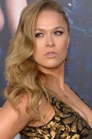 Ronda Rousey does WHAT?