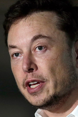 CNN Hoax: Musk leaving Tesla?