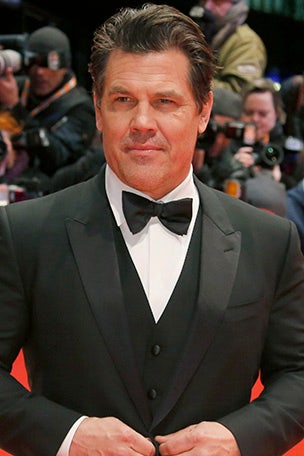 Brolin reveals he pees 'all over' himself