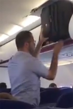 Struggling passenger goes viral