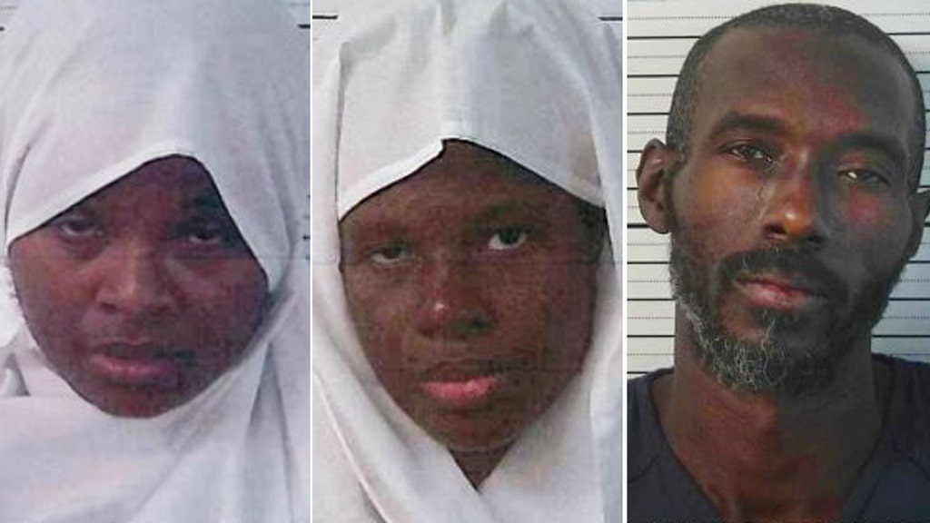 Judge tosses charges against âMuslim extremistsâ who held kids in compound