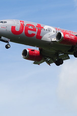 Couple arguing over text message force flight to divert