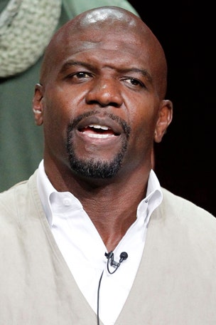 Crews accepts assault apology