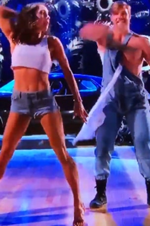 Star's live TV wardrobe whoopsie