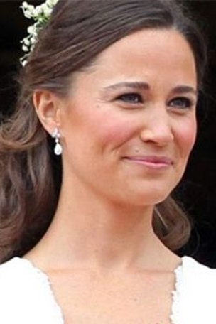 Pippa gives birth to a...