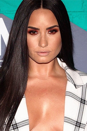 Lovato fans SLAM body-shaming trolls