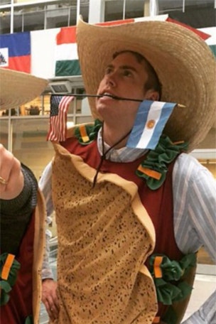 School apologizes for 'Taco Tuesday' pic