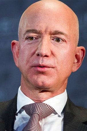 Bezos alleged affair continues
