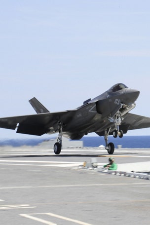 F-35 'kills' dozens of enemy fighters