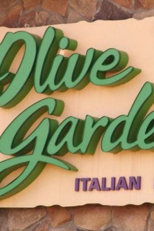 Customer sues over stuffed mushrooms