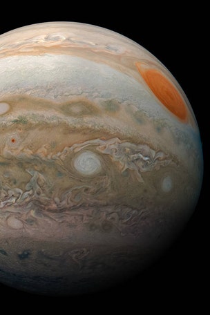 Stunning pic shows Jupiter’s storms