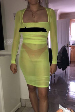 Student shares hilarious dress fail