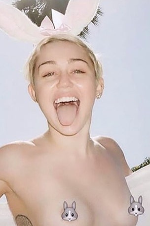 Miley gets naked for Easter