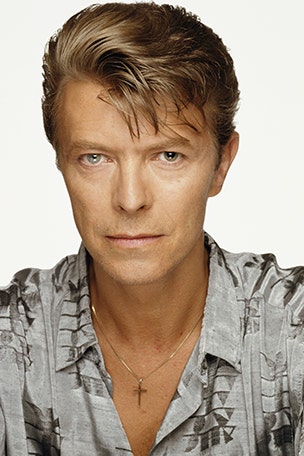 Why Bowie's eyes are different colors