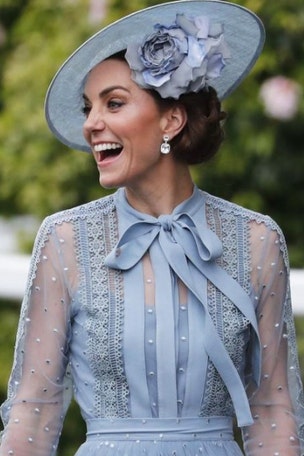 Kate goes blue for royal even