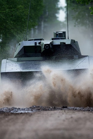 Army sets sights on new armored vehicles