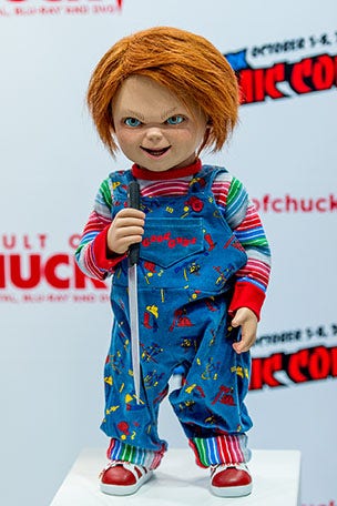 Dog's Chucky costume goes super VIRAL